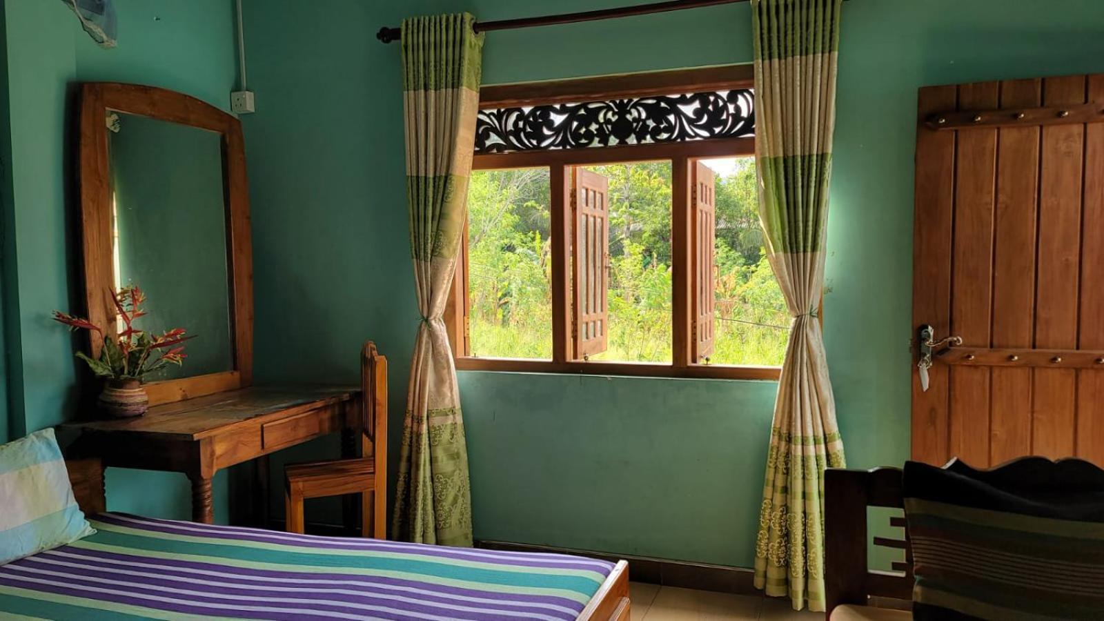 Thomasha Homestay Wellawaya Buitenkant foto